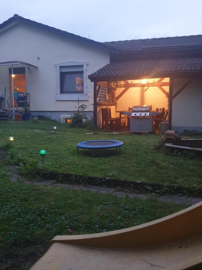 Sions Grosse Ferienwohnung Ferienwohnung Mit 3 Schlafzimmer, 2 Km Bis Zum Europapark Rust كابل غرافنهاوسن المظهر الخارجي الصورة